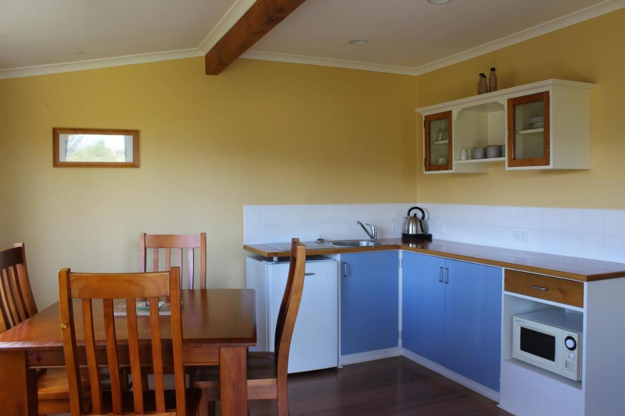 אגם טה אנאו Blue Thistle Cottages מראה חיצוני תמונה